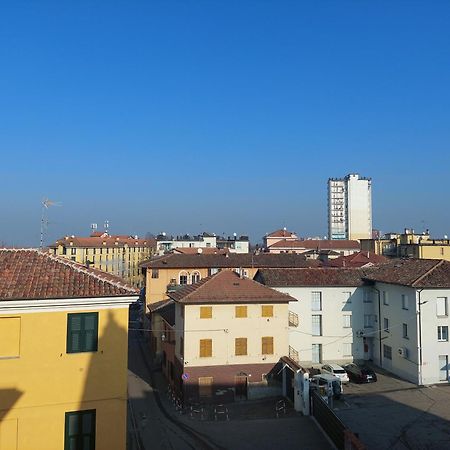 Novi Outlet Apartment Novi Ligure Exterior photo